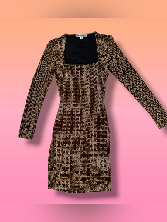 Madden Girl Dresses & Skirts - Madden Girl geometric metallic dress